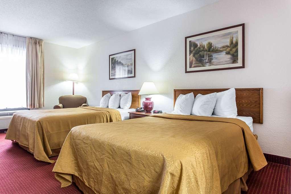 Quality Near University 2* Greenville